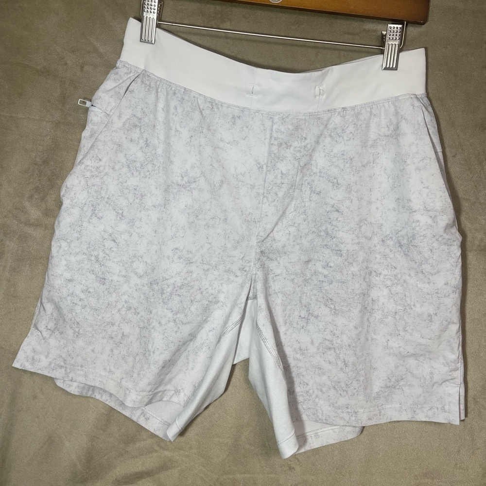 Lululemon 7inch liner less